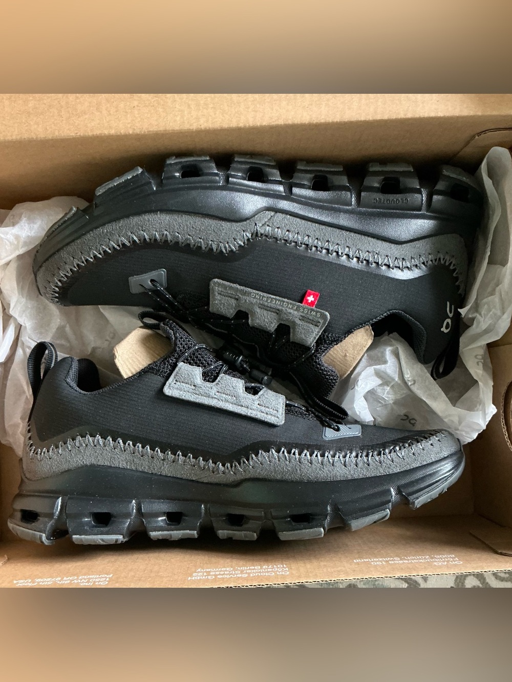 Women’s OnCloud Cloudaway Black/Grey Sneakers Size 5 - New in box